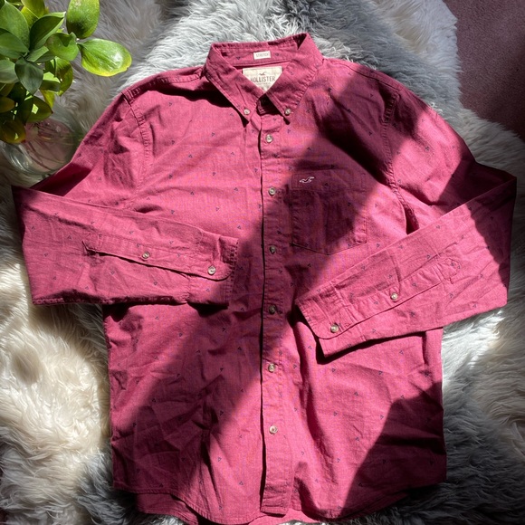 Hollister Stretch Button Down Shirt - Picture 2 of 9